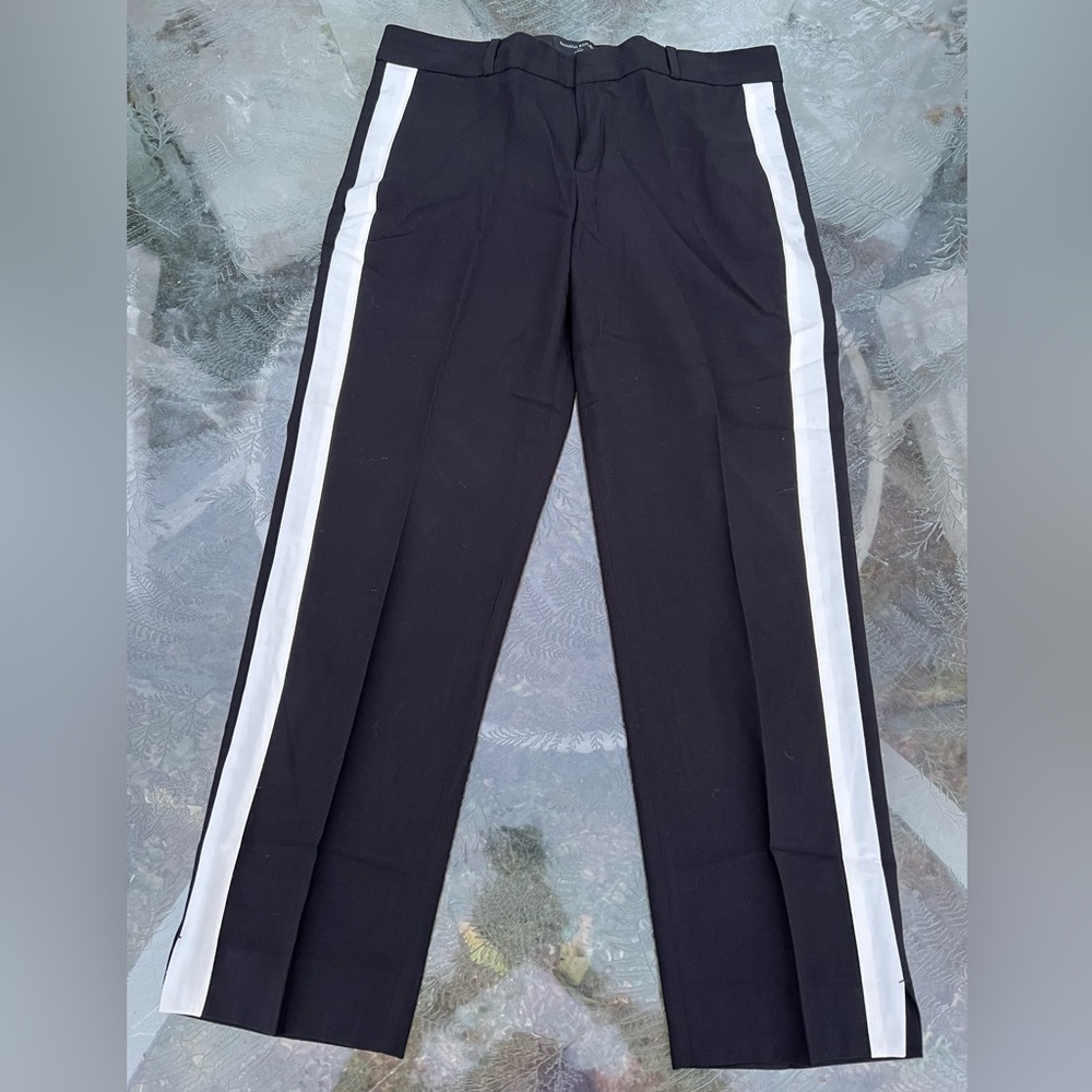 T10 Banana Republic slacks
